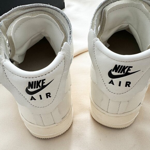 CDG x Nike Air Force One, size 8.5 - Picture 13 of 16